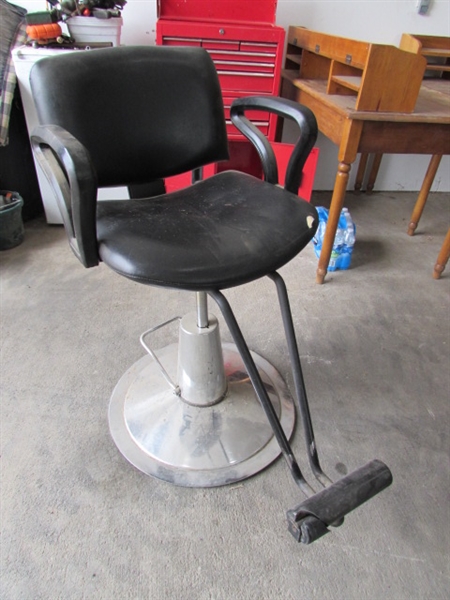 HYDRAULIC SALON/BARBER CHAIR