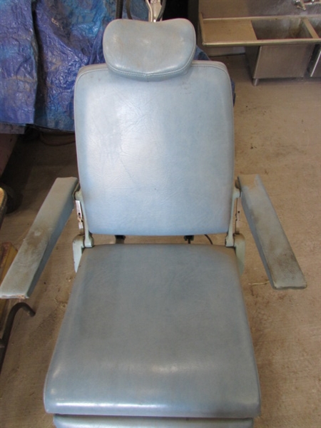 ELECTRIC DENTAL CHAIR