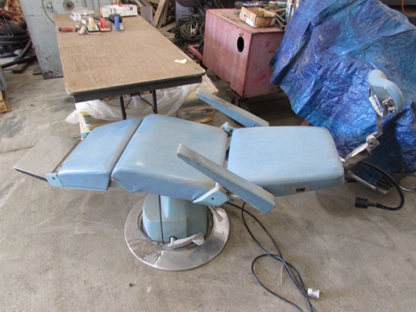 ELECTRIC DENTAL CHAIR