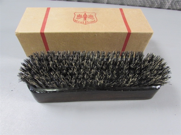 VINTAGE WEST POINT SHOE BRUSH W/ORIGINAL BOX