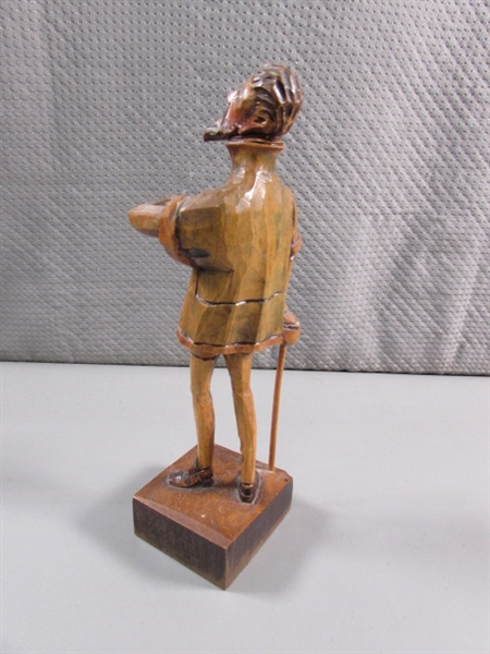 SPANISH HAND CARVED FIGURINE - OURO ARTESIARA