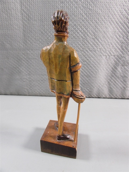 SPANISH HAND CARVED FIGURINE - OURO ARTESIARA