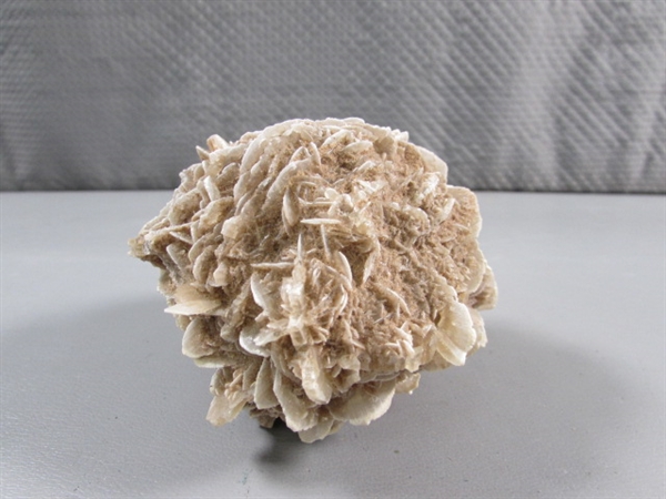 DESERT ROSE SELENITE SPECIMEN