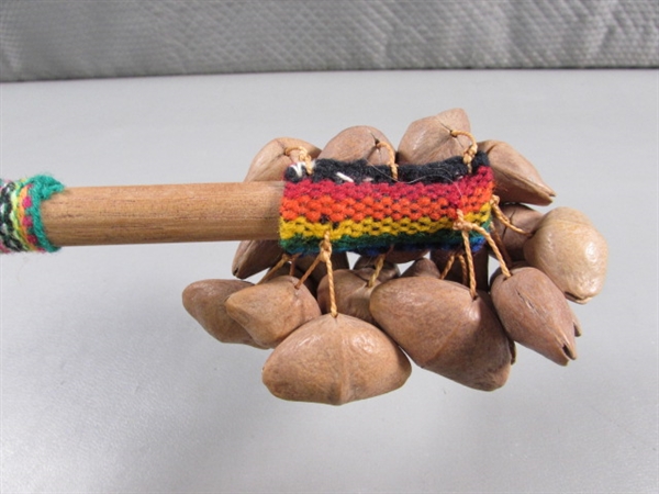 NUT RATTLE MARACA