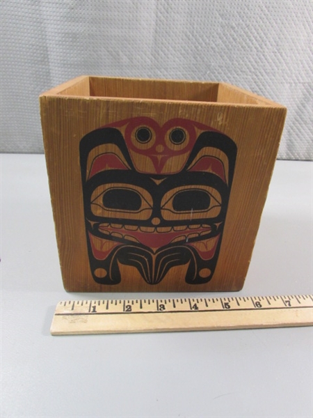 HAND PAINTED NATIVE BOX ART PIECES