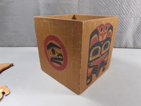 HAND PAINTED NATIVE BOX ART PIECES