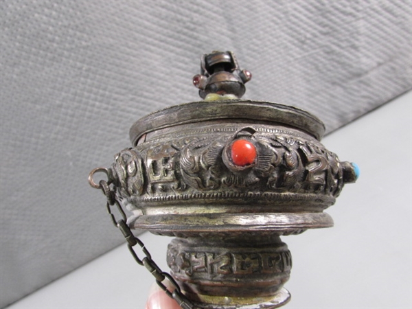 ANTIQUE TIBETIN PRAYER WHEEL