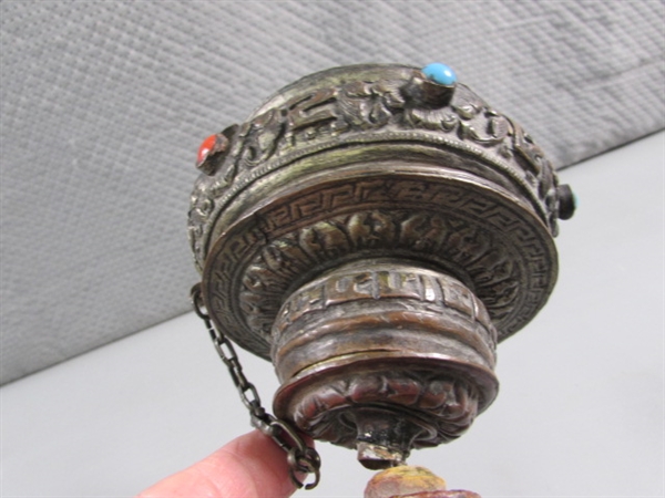 ANTIQUE TIBETIN PRAYER WHEEL