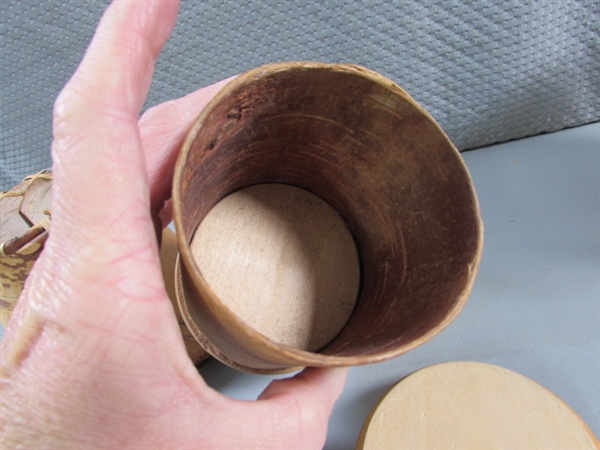 4 SMALL HANDCRAFTED TREE BARK VESSELS W/LIDS