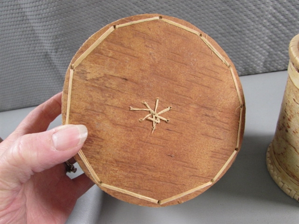 4 SMALL HANDCRAFTED TREE BARK VESSELS W/LIDS