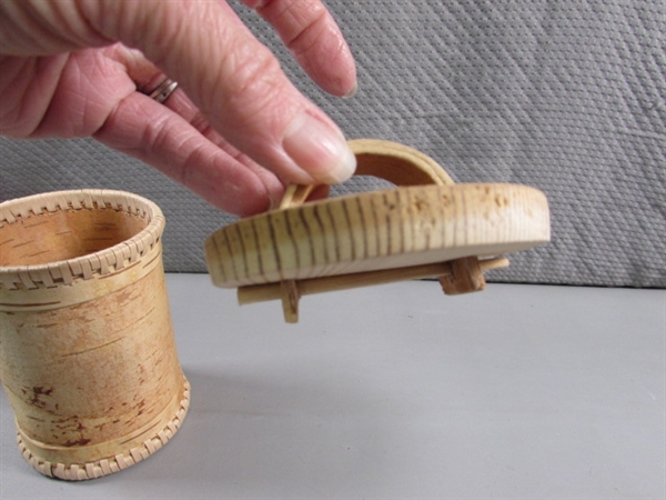 4 SMALL HANDCRAFTED TREE BARK VESSELS W/LIDS