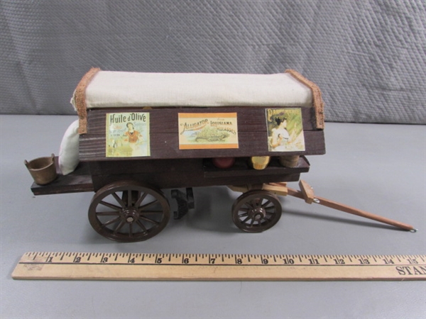 HAND CRAFTED WOODEN ROCK & PEDDLERS WAGON