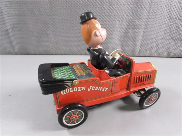 VINTAGE TIN BATTERY OPERATED GOLDEN JUBILEE TOY