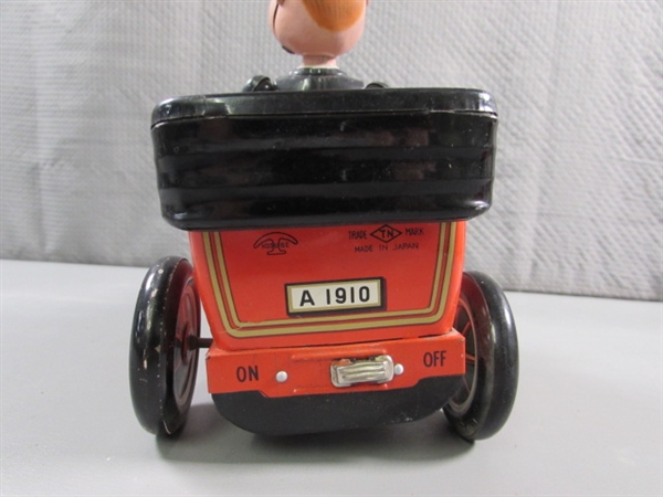 VINTAGE TIN BATTERY OPERATED GOLDEN JUBILEE TOY