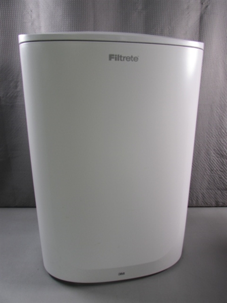 FILTRETE AIR PURIFIER W/EXTRA FILTERS