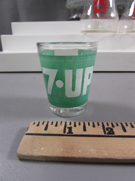 7-UP THE UNCOLA GLASSES