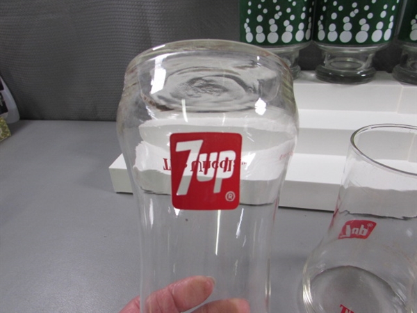 7-UP THE UNCOLA GLASSES