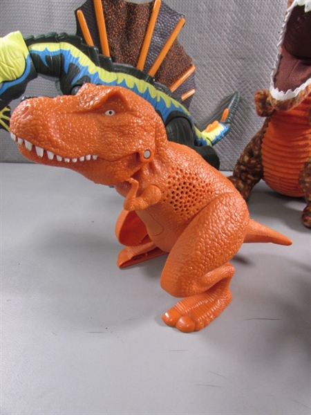 DINOSAUR TOYS AND PLUSH