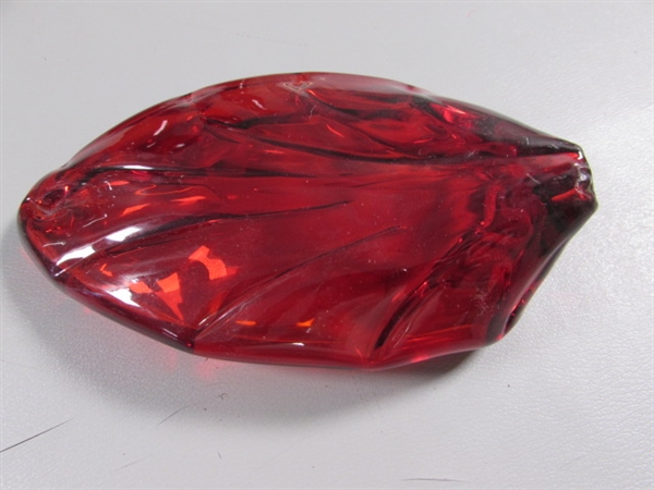 VINTAGE/ANTIQUE RUBY RED GLASS & ART GLASS