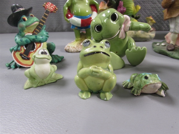 LARGE COLLECTION OF FROG FIGURINES