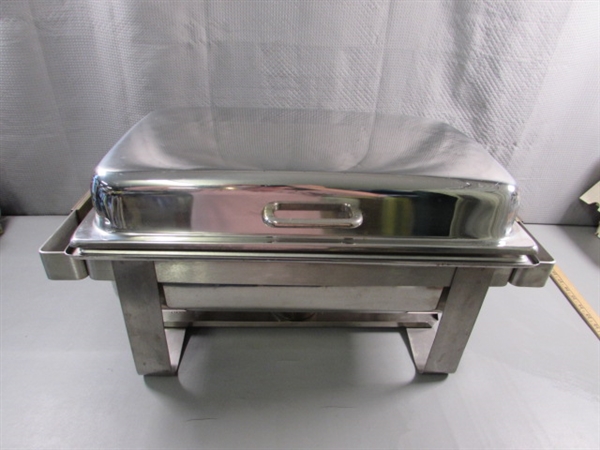 PROFESSIONAL STAINLESS STEEL CATERERS CHAFING DISH W/3 DIFFERENT TRAYS