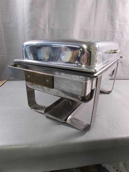 PROFESSIONAL STAINLESS STEEL CATERERS CHAFING DISH W/3 DIFFERENT TRAYS