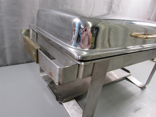 PROFESSIONAL STAINLESS STEEL CATERERS CHAFING DISH W/2 TRAYS