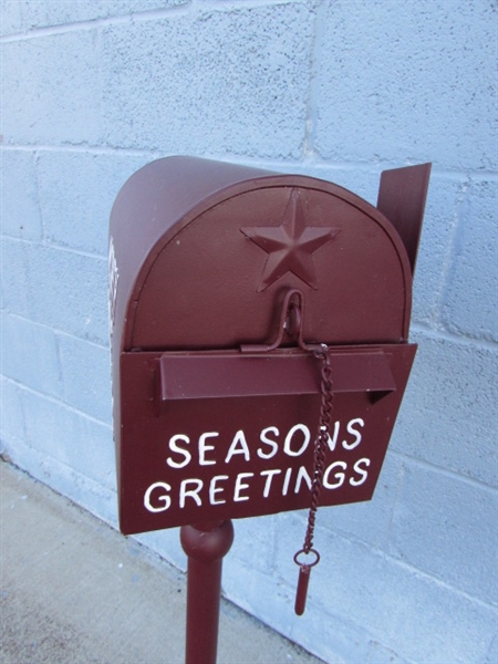 NORTH POLE EXPRESS CHRISTMAS CARD MAILBOX