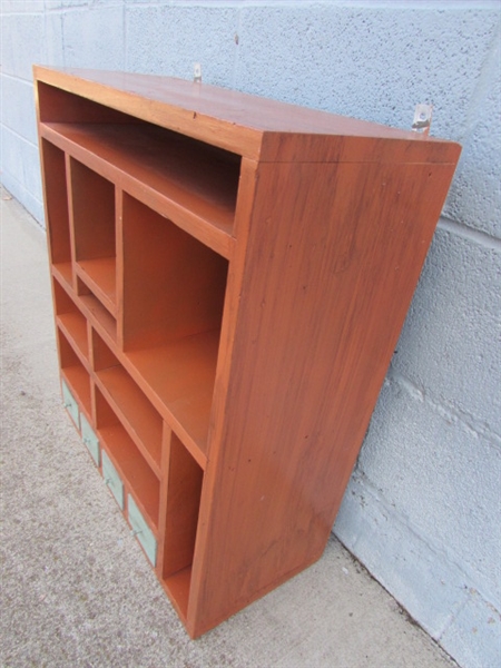 MULTI-COMPARTMENT SHELVING UNIT W/4 DRAWERS