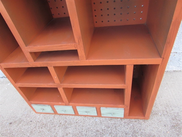 MULTI-COMPARTMENT SHELVING UNIT W/4 DRAWERS