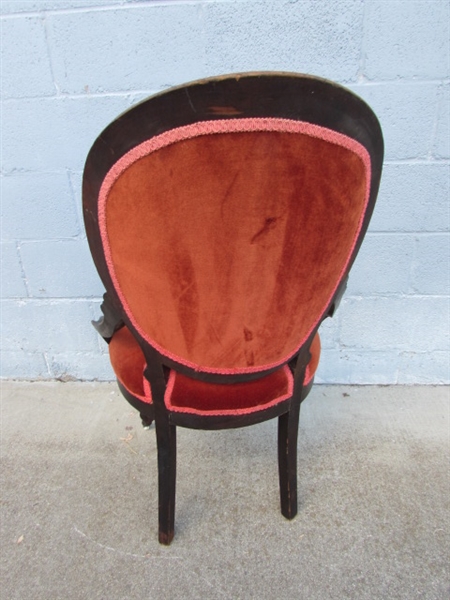 VICTORIAN PARLOR CHAIR W/ORANGE VELVET UPHOLSTERY