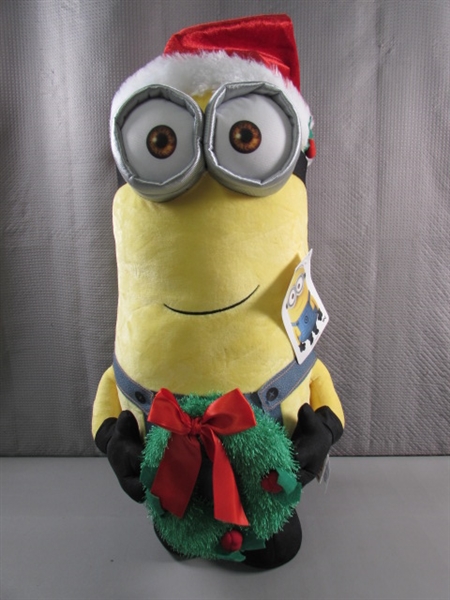 LARGE PLUSH CHRISTMAS MINION