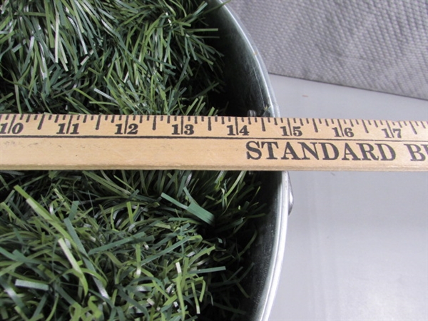 CHRISTMAS TREE SKIRT, METAL BUCKET W/GREEN GARLAND & CHRISTMAS WREATH