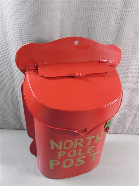 METAL NORTH POLE POST MAILBOX & ANIMATED SANTA