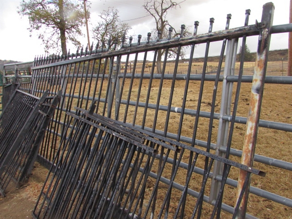 APPROX. 80' OF WROUGHT IRON FENCING PANELS