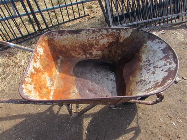 HEAVY DUTY CONTRACTORS WHEELBARROW - ALL METAL