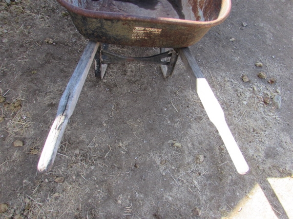 HEAVY DUTY CONTRACTORS WHEELBARROW - METAL W/WOOD HANDLES