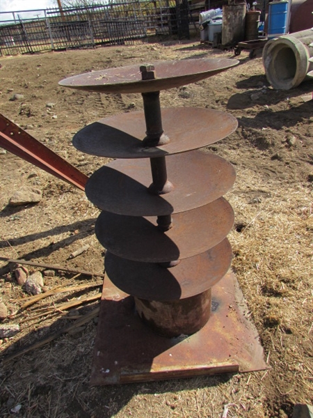 BIRD FEEDER OR DISC YARD ART