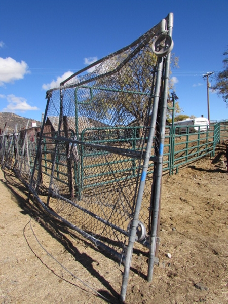 7 FENCE/GATE PANELS - 6' TO 8' +/- TALL