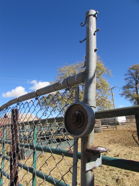 7 FENCE/GATE PANELS - 6' TO 8' +/- TALL