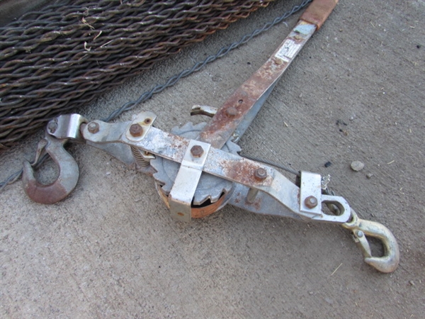 RATCHET PULLER/FENCE STRETCHER & BUNDLE OF FENCE STAYS