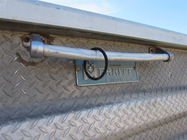 DIAMOND PLATE MERRITT SEMI-TRUCK HEADACHE RACK