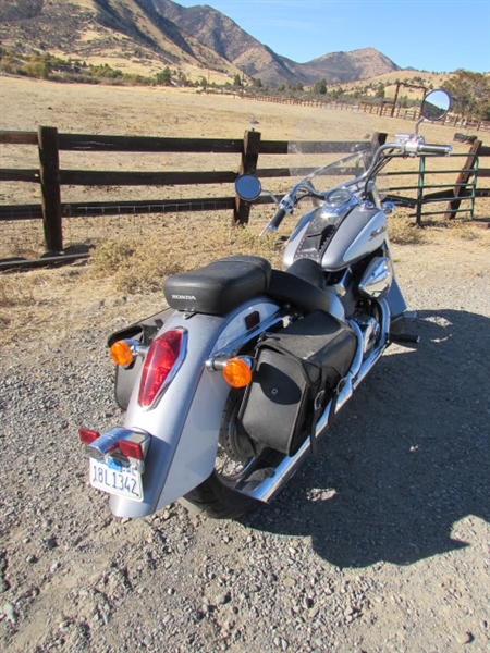 2006 HONDA SHADOW MOTORCYCLE