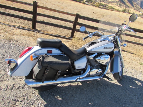 2006 HONDA SHADOW MOTORCYCLE