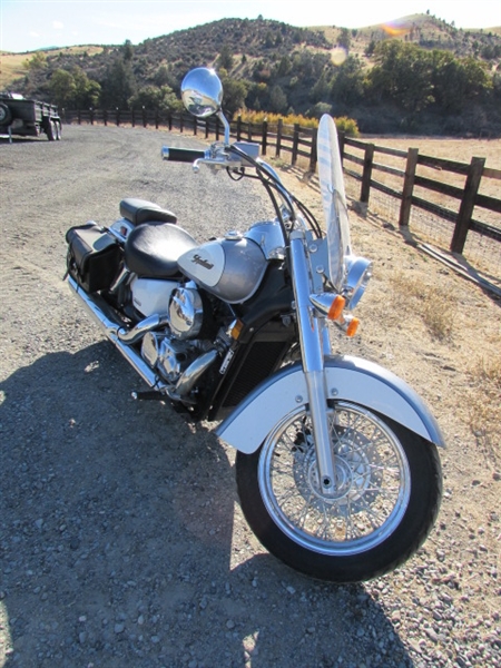 2006 HONDA SHADOW MOTORCYCLE