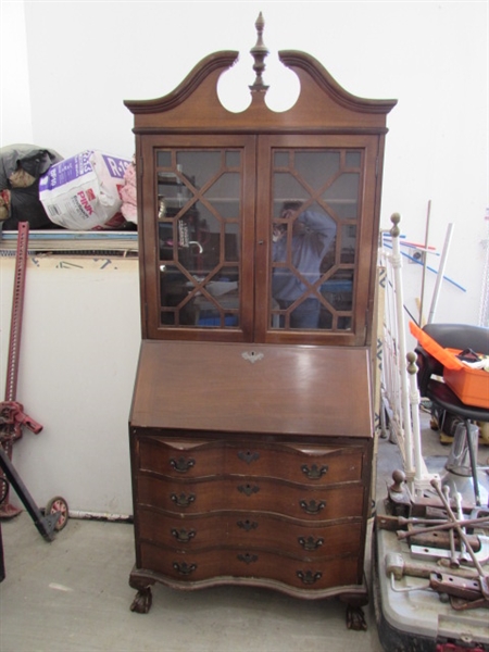 VINTAGE SECRETARY HUTCH