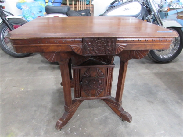 ANTIQUE TABLE W/CARVED DETAILS