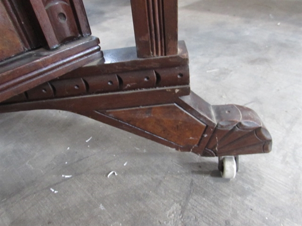 ANTIQUE TABLE W/CARVED DETAILS