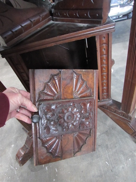 ANTIQUE TABLE W/CARVED DETAILS