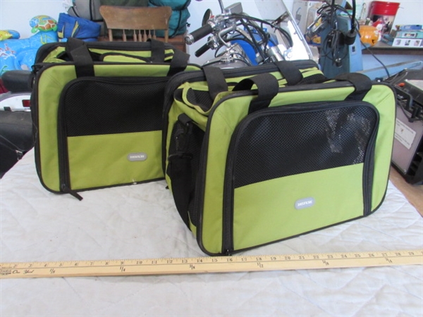 2 SMALL PET CARRIERS & FEEDING/WATER DISHES